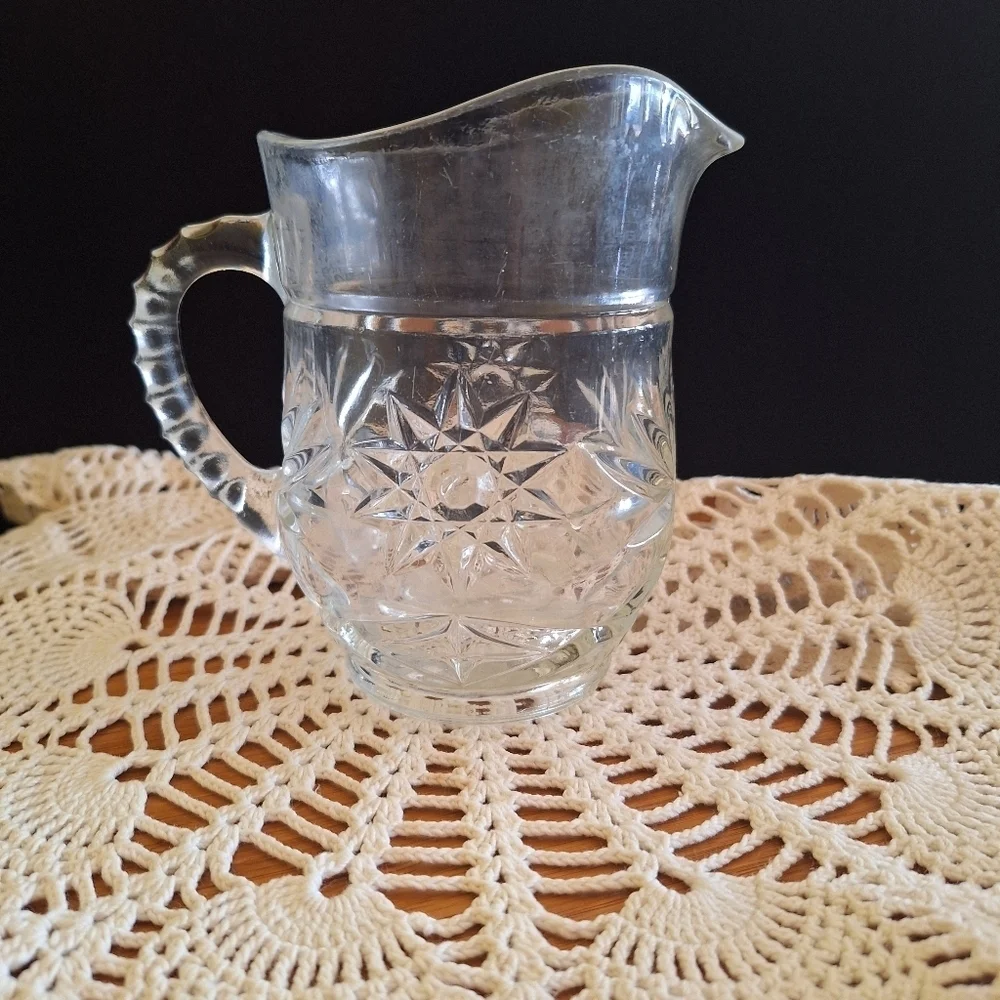 Anchor hocking Star of David pitcher